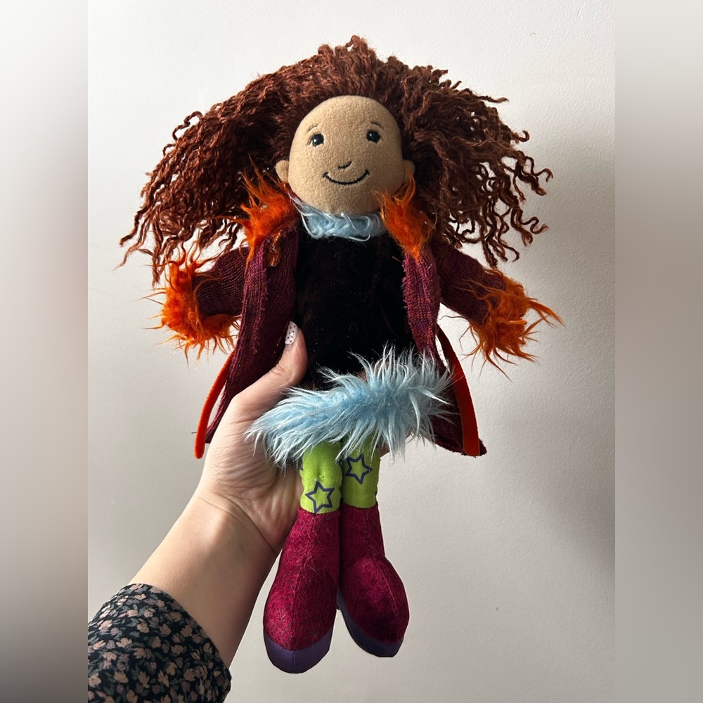 Y2K 2001 groovy girls doll‎